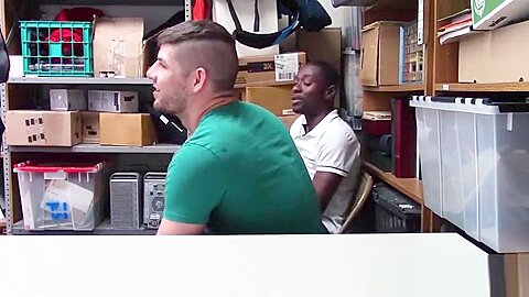 Two perps fighting on camera so LP officer caught them