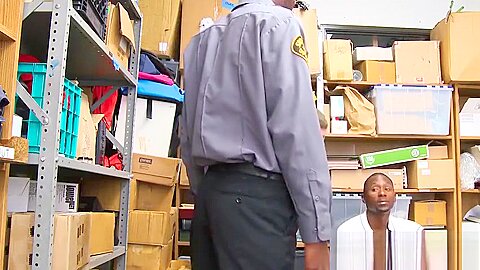 Two perps fighting on camera so LP officer caught them