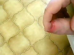 Uncut Jerkoff And Cums Lots