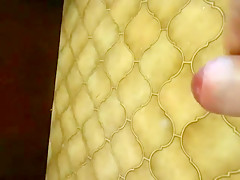 Uncut Jerkoff And Cums Lots