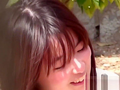 Upskirt asian ho in park