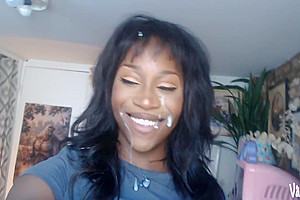 Vanniall Covers Herself In Cum