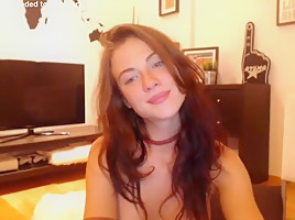 Very Cute Cam Girl Show Cam!