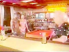 Vintage Porn-Ray Victory (w/Nina Deponca)