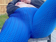 Wife Masturbates Outdoors Through Yoga Pants And