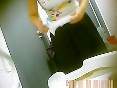 Women caught pissing in public toilet