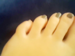 Yng Gfs sexy feets toes with my soft penis