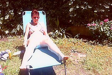 Your Beautiful Her Diaper In A Public Garden Full Of Piss 28 Min