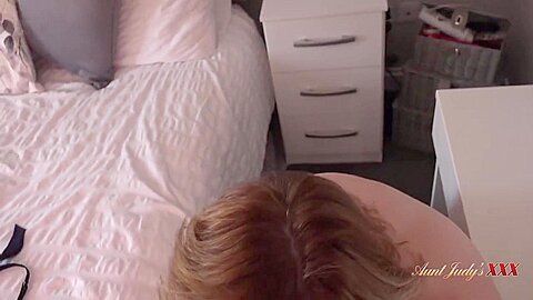 Your Horny Mature Housewife Mrs Kugar Gives You A Pre-date Treat (pov)