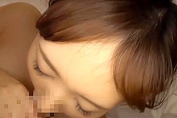 パッチリ大きな瞳と黒髪が印象的な美女せんにひゃくごじゅう