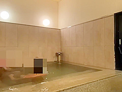 【japanese Onsen】貸切温泉でパイズリ手コキでイかせる痴女　日本人素人個人撮影