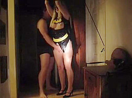 batgirl trapped