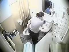 bathroom pat2