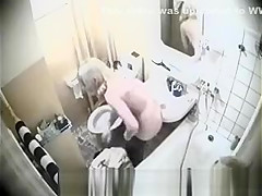 bathroom pat2