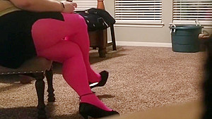 bbw in ripped pink hose 3