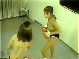 california supreme robin vs tori topless boxing