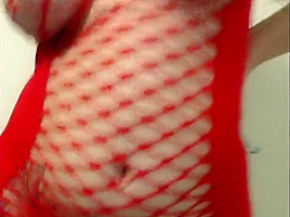 candy fucking herself on cam