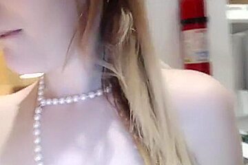 emmaplease secret clip 06/25/2015 from chaturbate