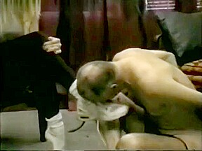 femdom,footslave,worship,facesitting