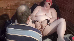 2016-06-02 - fuckmeat masturbates in an alley