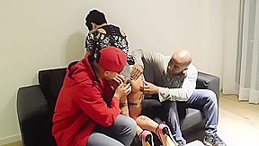 hermosa cojida de mi amigo venezolano que me viene a visitar con un brasilero y otro mas ,