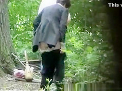 hidden peeing in park