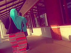 hijab wife big ass walking in street