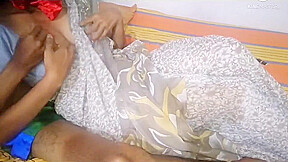 පංතියේ ටීචර්ට දුන්න සැප,සාරී