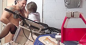 je paye le garagiste avec mon corps