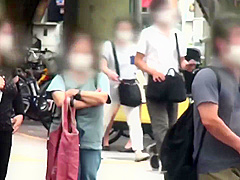 2k 大檔 四宮繭 - (1)手淫露出 街中てこっそり敏感おまんを弄ふ路上アクメ散歩 [sun-034] - Shinomiya Ayu