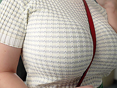 デカパイ美女とセックス43893998439834893489439843