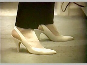 mature foot shoe fetish