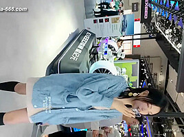 peeping chinese amateur upskirt 246