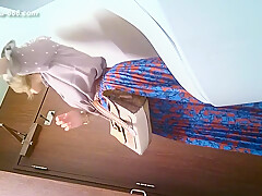 peeping japanese ol go to toilet 13