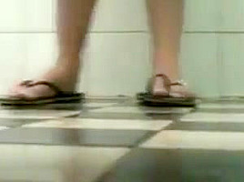 pissing wc