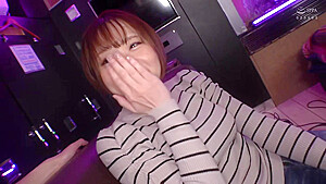 0002763_巨乳の日本人女性が潮ふきする腰振り騎乗位盗撮アクメのズコパコ