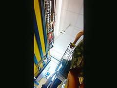 redhead milf with big butt upskirt in german supermarket