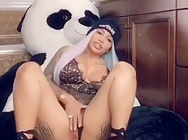sexy milf fucks herself