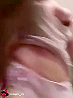 پریوده حشری شده برس رو میکنه تو کونش بعدش خود ارضایی میکنه-she Is Horny Does Handjob-anal With Brush