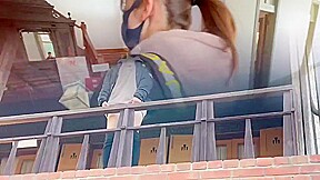 『女子大生ノーパン露出』彼氏のパーカー着て下半身は丸出し公園t゙ート!そのまま野外で中出しsex 素人カップル/美少女//パイパン/野外露出/青姦/スマホ/english Subtitles