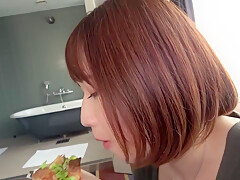 0001530_巨乳の日本人女性が潮吹きするセックス
