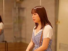 240306むっちりした子が裸体を初披露a2