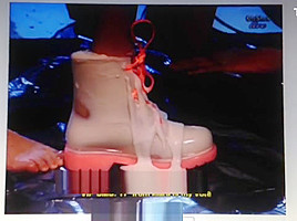 wam feet squish in boots